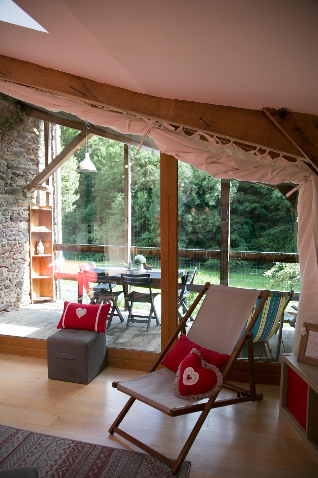 La Ferme Des Andes - Gite L'Atelier Quins ภายนอก รูปภาพ